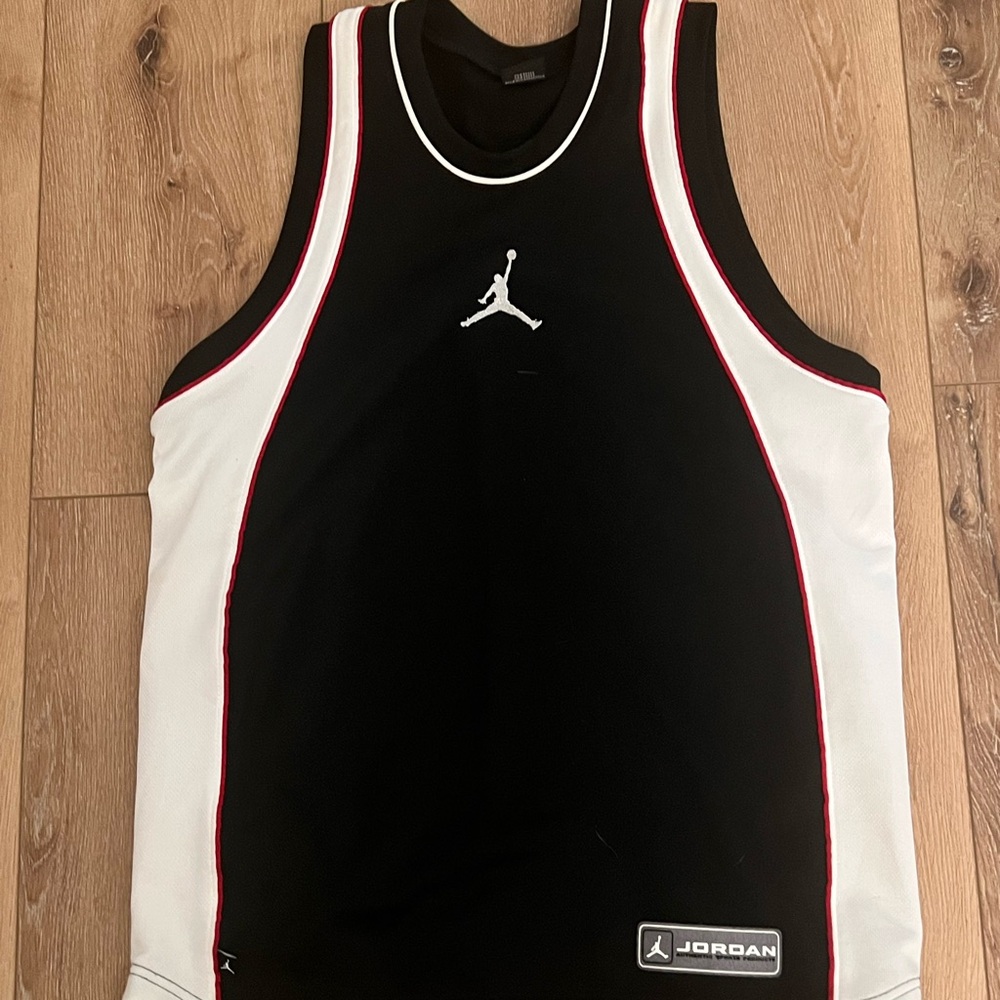 JORDAN Mens Black Logo Basketball Jersey Size Medium Retro Vintage Y2K